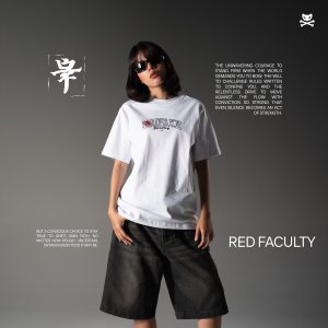 T-SHIRT REGULAR FIT RED FACULTY WHITE (HYBRID THEORY)